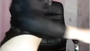 Бесстыжая дама bliss777 хвастается бритой вагиной