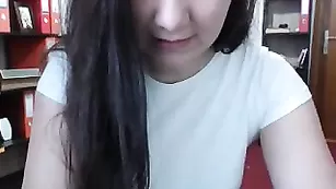 moretti work показала сиськи в библиотеке