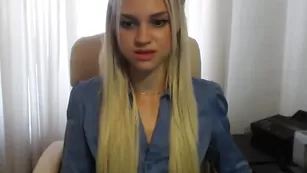 Привлекательная крошка 0milana0 в эротичном шоу