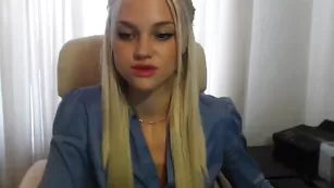 Привлекательная крошка 0milana0 в эротичном шоу