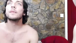 Cookinbaconnaked парочка трахается перед вебкамерой