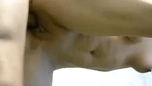 Разъебаная шалава долбится в анал