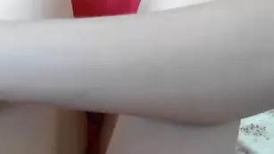 Изумительная дамочка Fun_gf скачет на страпоне