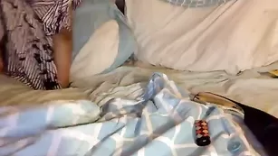 Кудрявая негритоска Hecatemoon дрочит анал