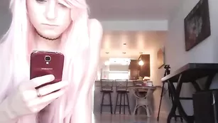 Озорные блонды Cherrycrush снимают трусики