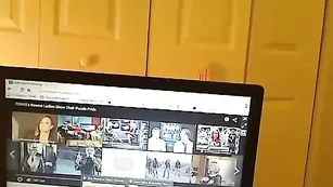 Очаровательная брюнетка Katalina_24 ласкает сосочки