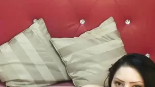 vanessajordan милашка показала большие сиськи