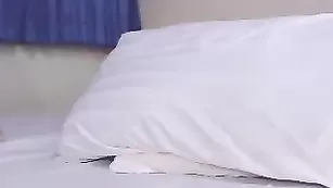 Азиатская мамаша lady_phephe ласкает свою дырочку