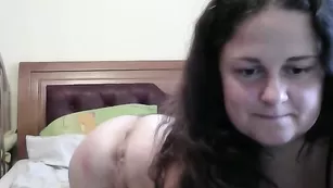 Толстушка xPARASVINGx делает качественный минет