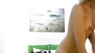 Lustingaroma красотка с большими сиськами