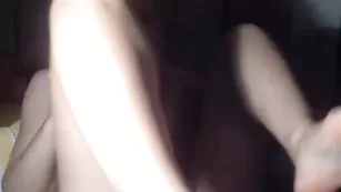 Искусная шмара Balerinka занимается дрочкой