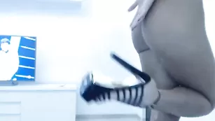 Hrystina стройная блонди