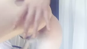 Sexysuchkaxxx практикует анальный фистинг