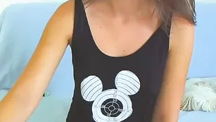 Laurabanks's стройная киска