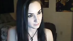 Сексуальная малышка birdylovesit