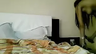 purepasion69 эффектная брюнетка показывает прелести