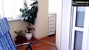 SweetDreamss показывает своё нижнее бельё и сиськи