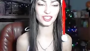 evgeshkanik  шалит ручками в честь нового года