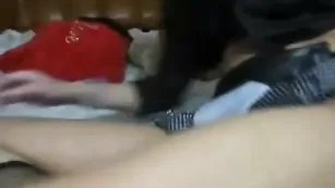 Молодая шлюшка аналит попку