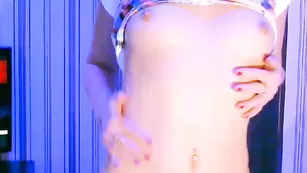 DETKAX стройная детка со сладкой попкой