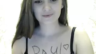 Очаровательная проказница kniazeva показывает свои интимные места