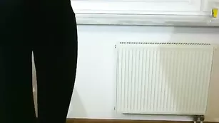 Стеснительная светловолоска edith19 сводит с ума длинными ножками