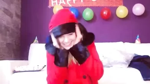 lea_spunks два пальчика в нежную киску