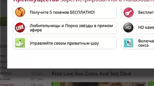 Милашка Pika_chu играет c киской
