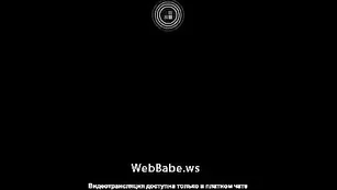 anngello4ek милашка снимает одежду