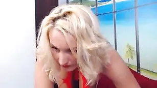 Queenema четкая шлюха с длинным дилдо