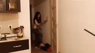 Роскошная цаца Laurra666 демонстрирует свои груди