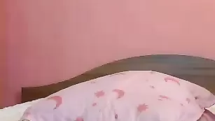 angeliqueanne сочная попка брюнетки