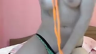 angeliqueanne сочная попка брюнетки