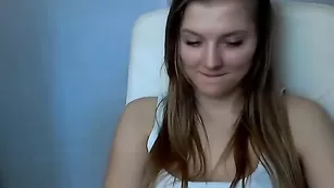 Сексуальная пассия Allisis общается во фри чате