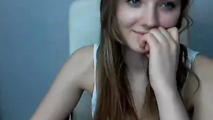 Сексуальная пассия Allisis общается во фри чате