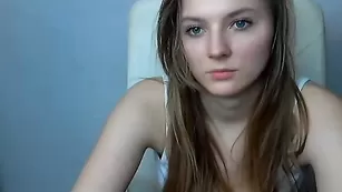 Сексуальная пассия Allisis общается во фри чате