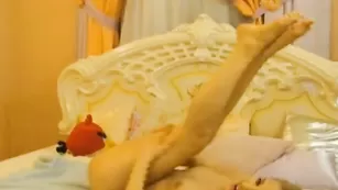 Молоденькая чикса litisia18 скучает перед веб-камерой