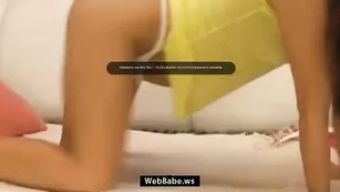 Очаровательная рунетка meredit заводит проницательным взглядом