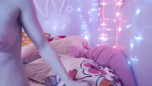 Cherryvonfairy яркая мастурбация со стонами