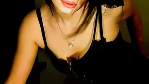 Banditka777 сочная киска