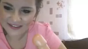 NikaMargo сладко сосет член и гладит клитор