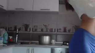 Сексуальная красотка Demetrasex показала свои сиськи