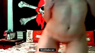 Импозантная чикса misskira сводит с ума массажем писи