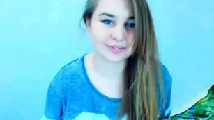 Чарующая сука Milapro1 расписывает молочные железы