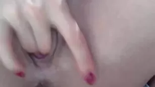 Страстная кобыла Xxxwildcatxxx исполняет похотливые штучки