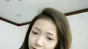 Смазливая азиатка Yummy_asian шалит после школы