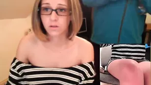 Строптивая девка Sexyofficegirl исполняет эротичное шоу