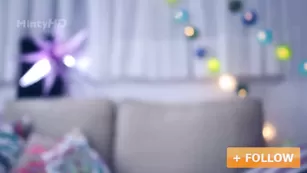 Жаркая курва Hottminx балуется с вибратором