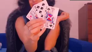 Длинноволосая цаца KarolinaVIP1 во фри чате с картами