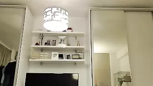 Миленькая брюнеточка Crazym_ во фри чате